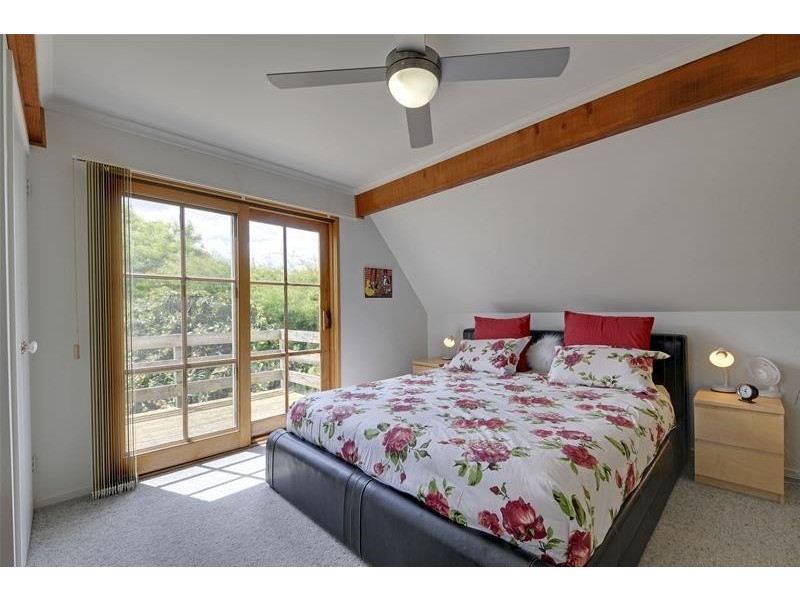 90 Warren Terrace, Hazelwood North VIC 3840