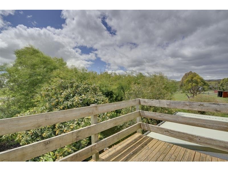 90 Warren Terrace, Hazelwood North VIC 3840