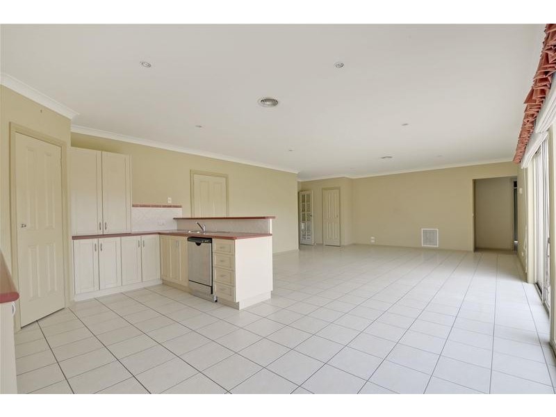 2 Bass Court, Traralgon VIC 3844