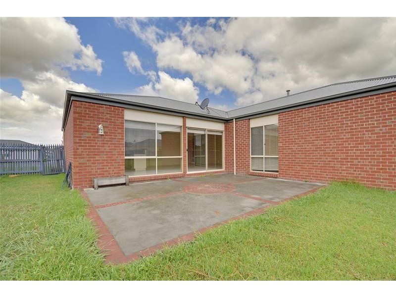 2 Bass Court, Traralgon VIC 3844