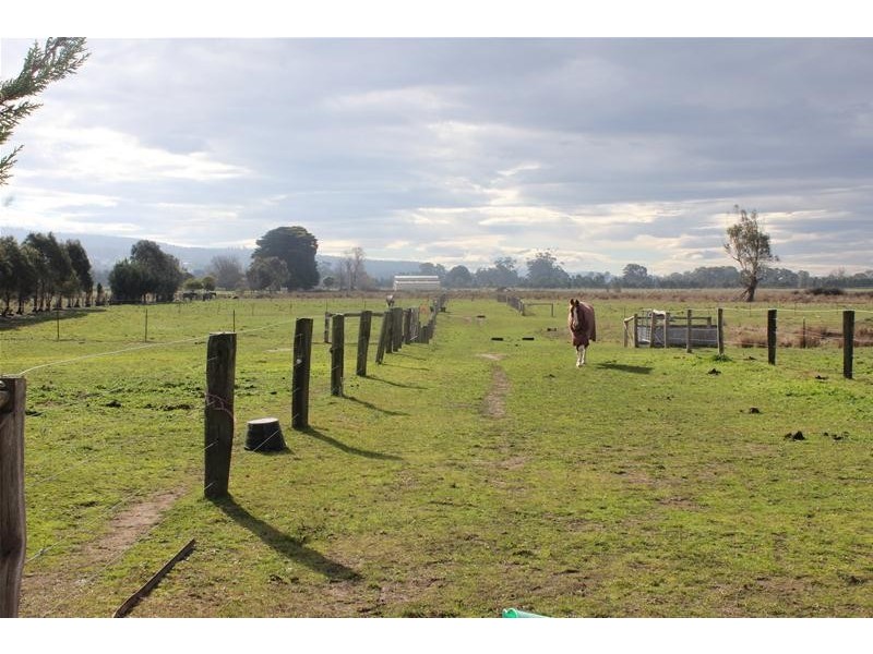 23-25 Hill Street, Toongabbie VIC 3856