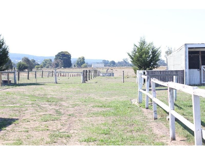 23-25 Hill Street, Toongabbie VIC 3856