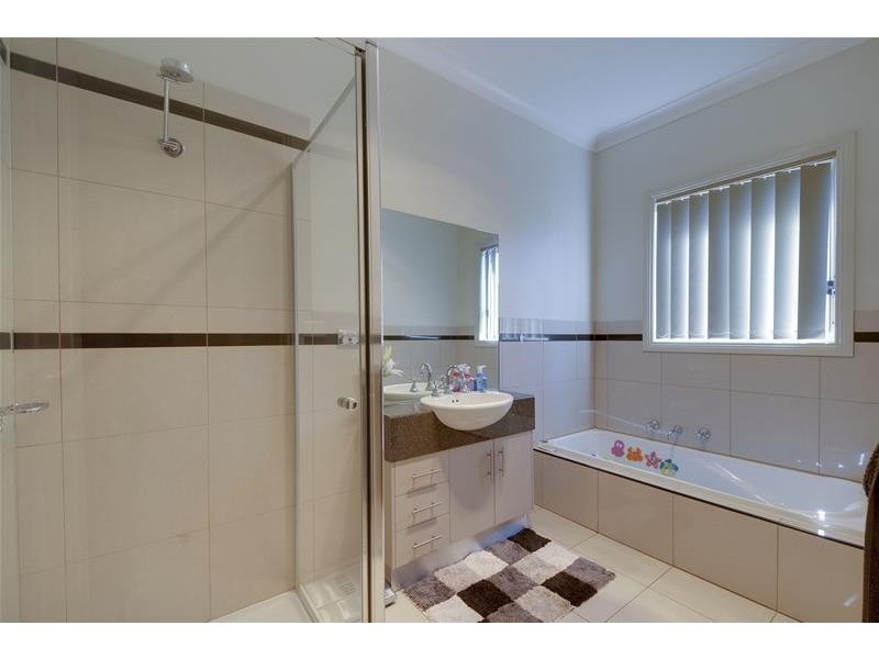 16 Monaghan Close, Traralgon VIC 3844