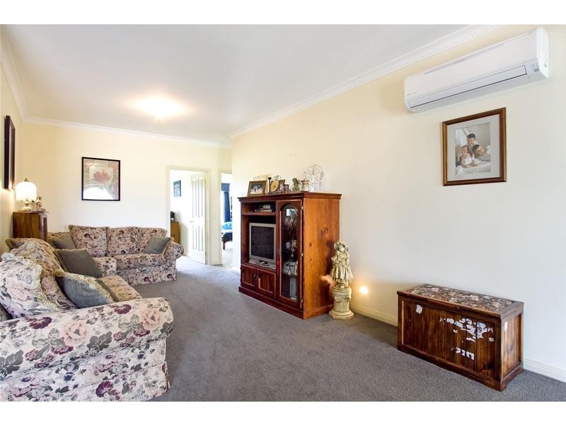 2056 Princes Highway, Rosedale VIC 3847