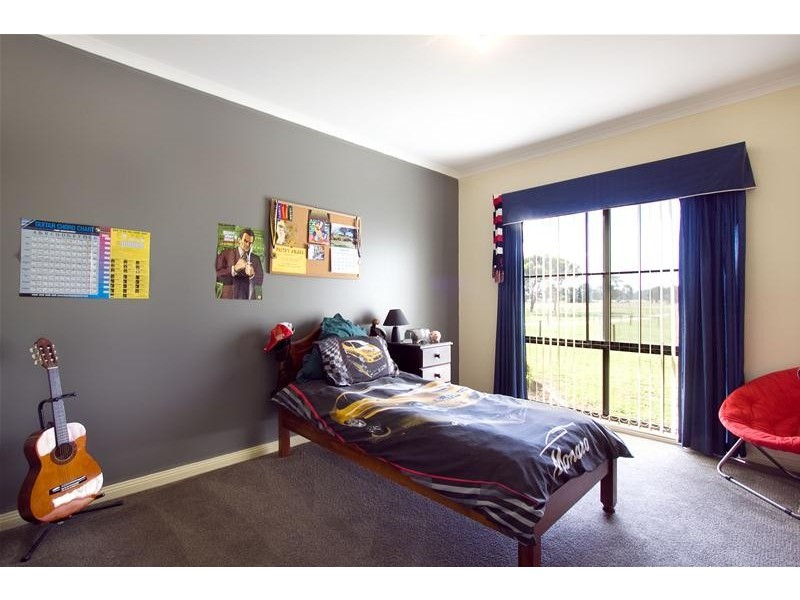 2056 Princes Highway, Rosedale VIC 3847