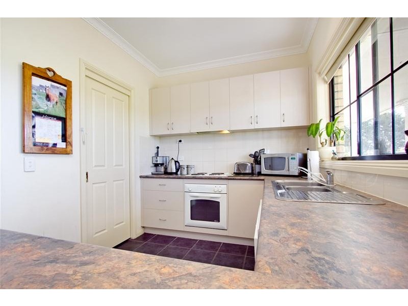 2056 Princes Highway, Rosedale VIC 3847