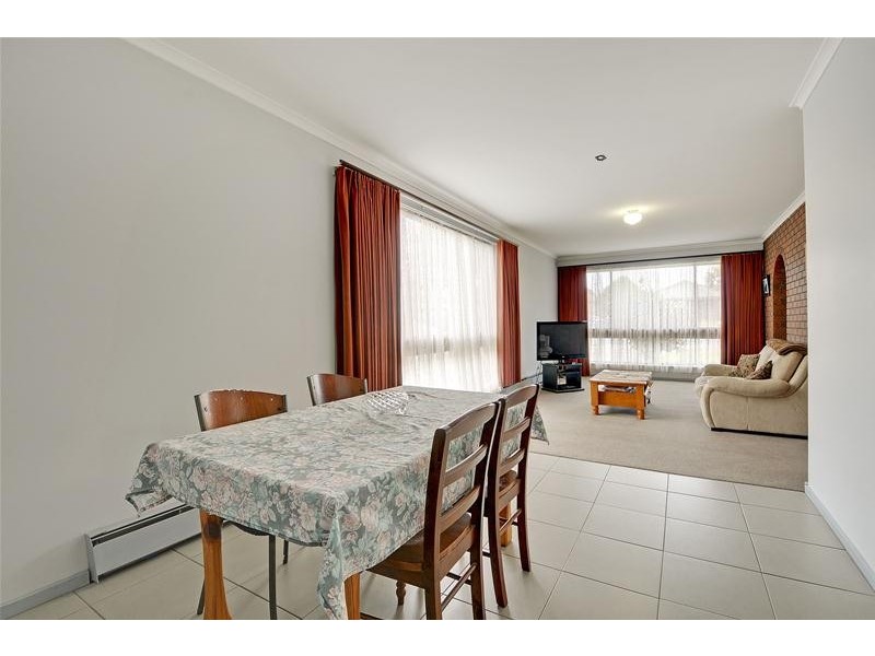 46 Parkwood Way, Traralgon VIC 3844