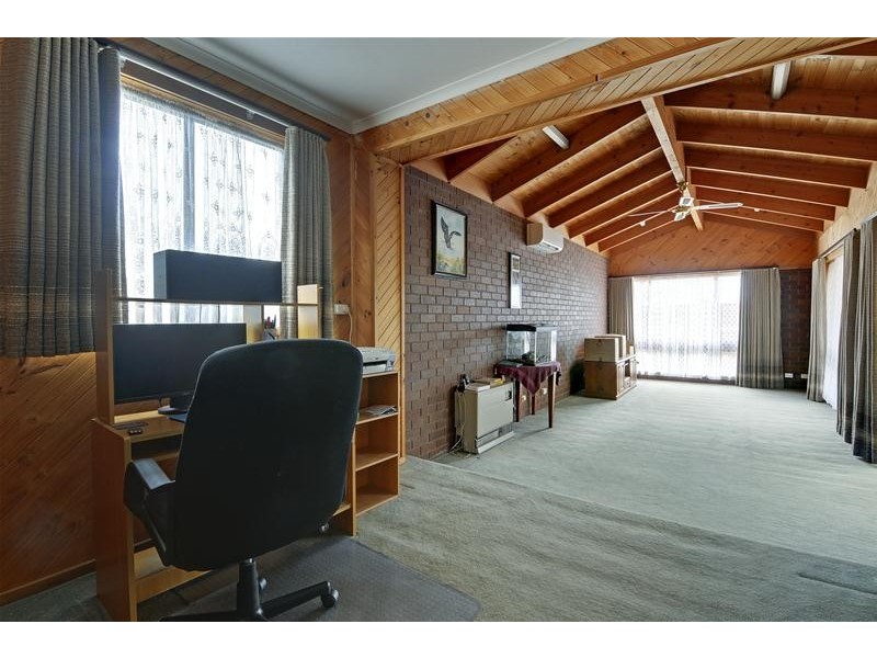 46 Parkwood Way, Traralgon VIC 3844