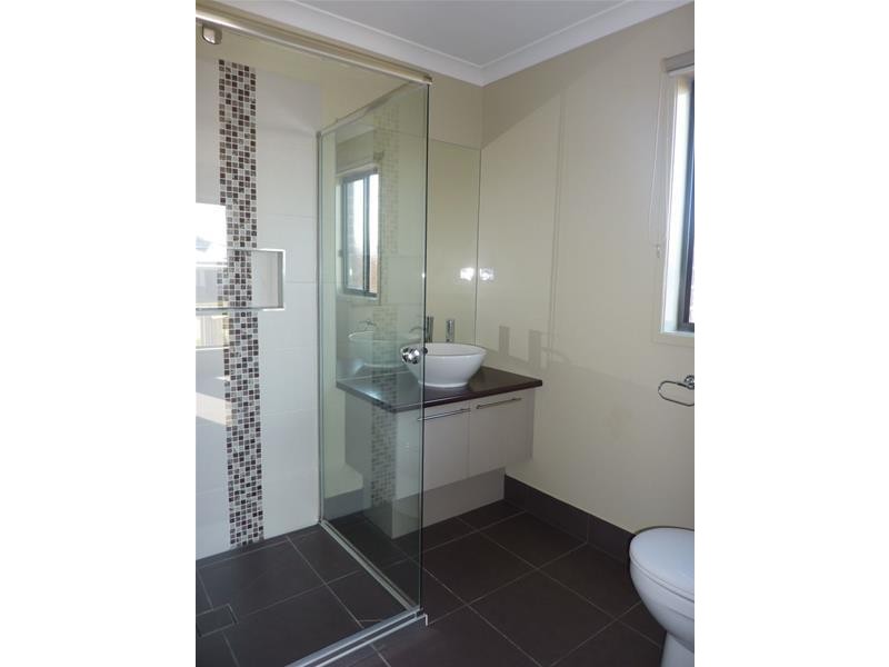 12 Dunsmuir Grove, Traralgon VIC 3844