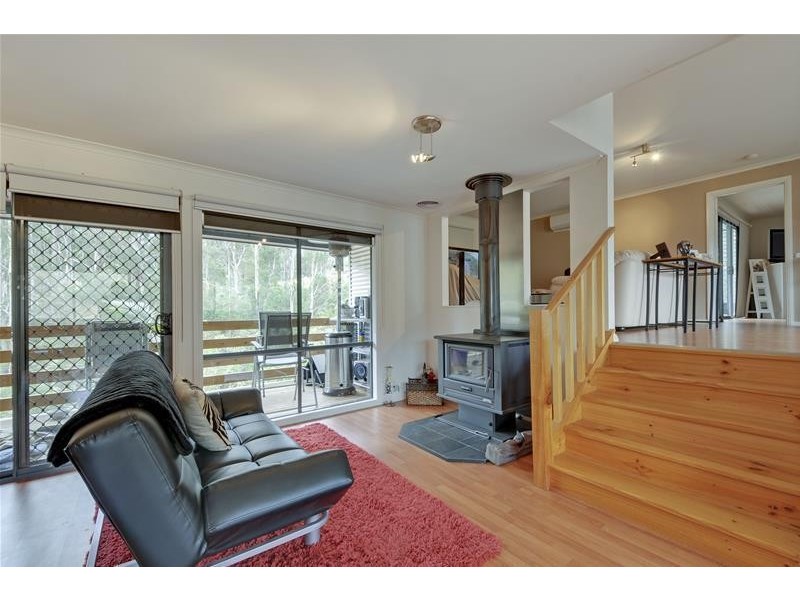 25 Factory Road FULLY FURNISHED Road, Callignee VIC 3844