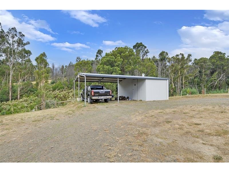 25 Factory Road FULLY FURNISHED Road, Callignee VIC 3844