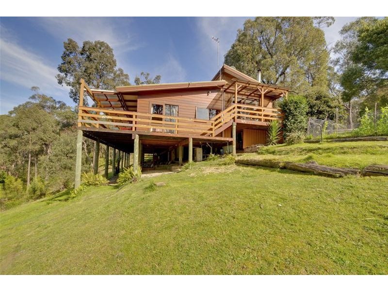 6 Hakea Court, Glengarry North VIC 3854