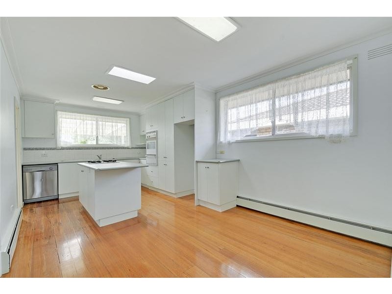 9 Canfield Crescent, Traralgon VIC 3844