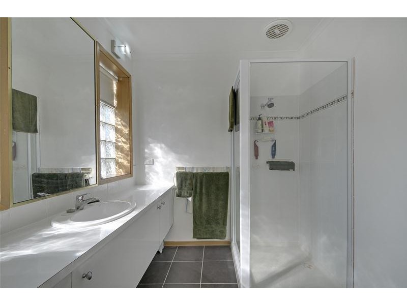 65 Ellavale Drive, Traralgon VIC 3844