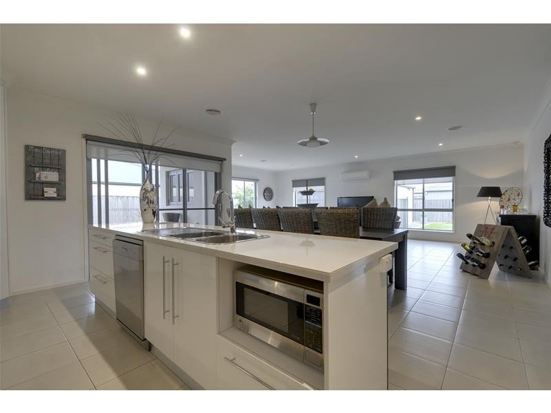 4 Summerhill Road, Traralgon VIC 3844