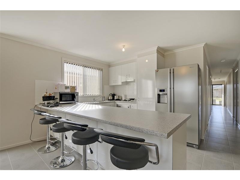 12 Roscommon Drive, Traralgon VIC 3844