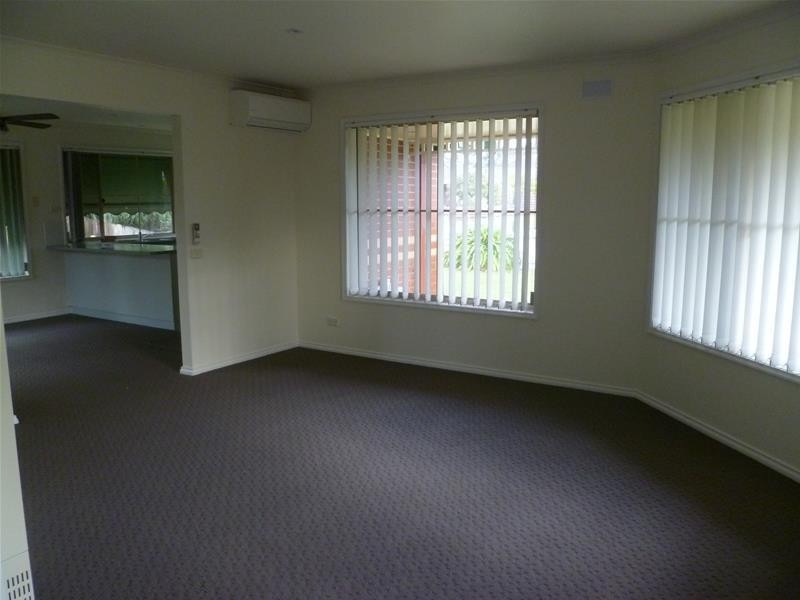 1/71 Swallow Grove, Traralgon VIC 3844