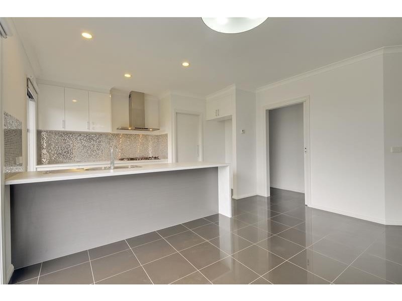 8 Carlow Court, Traralgon VIC 3844