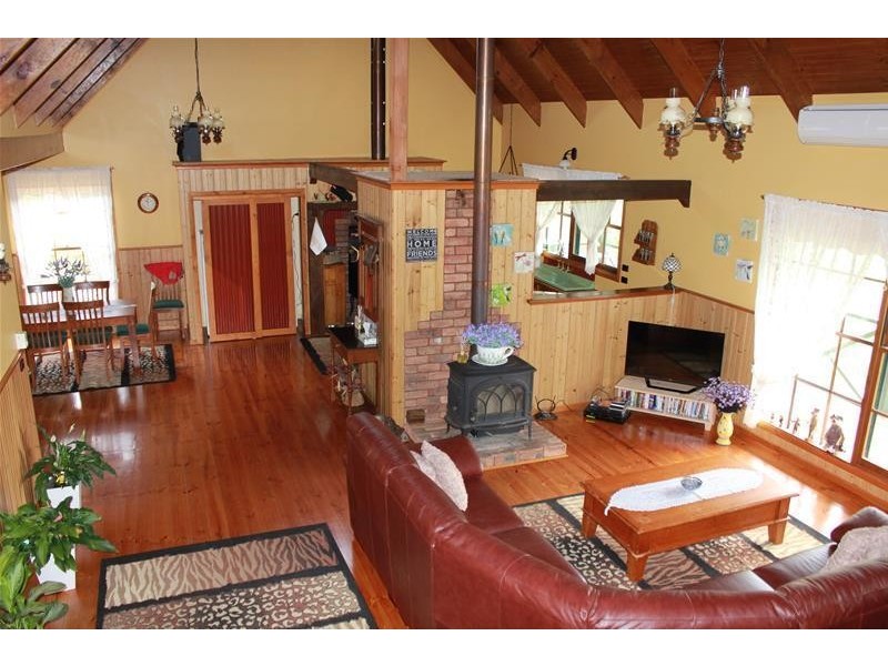 80 Boola Views Road, Tyers VIC 3844