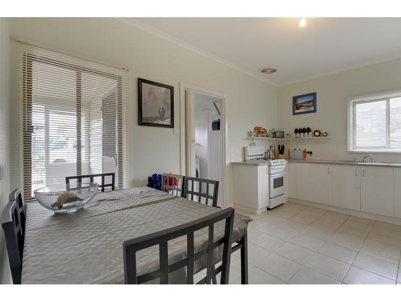 11 Donald Street, Morwell VIC 3840