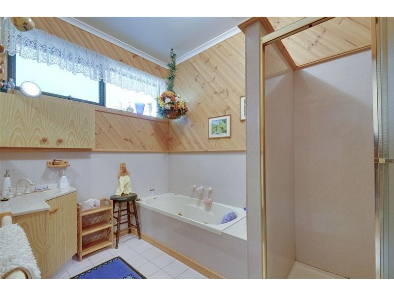 150 Hazelwood Estate Road, Yinnar VIC 3869