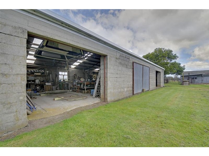 150 Hazelwood Estate Road, Yinnar VIC 3869