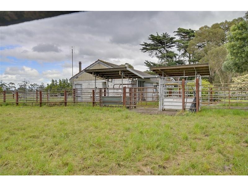 150 Hazelwood Estate Road, Yinnar VIC 3869