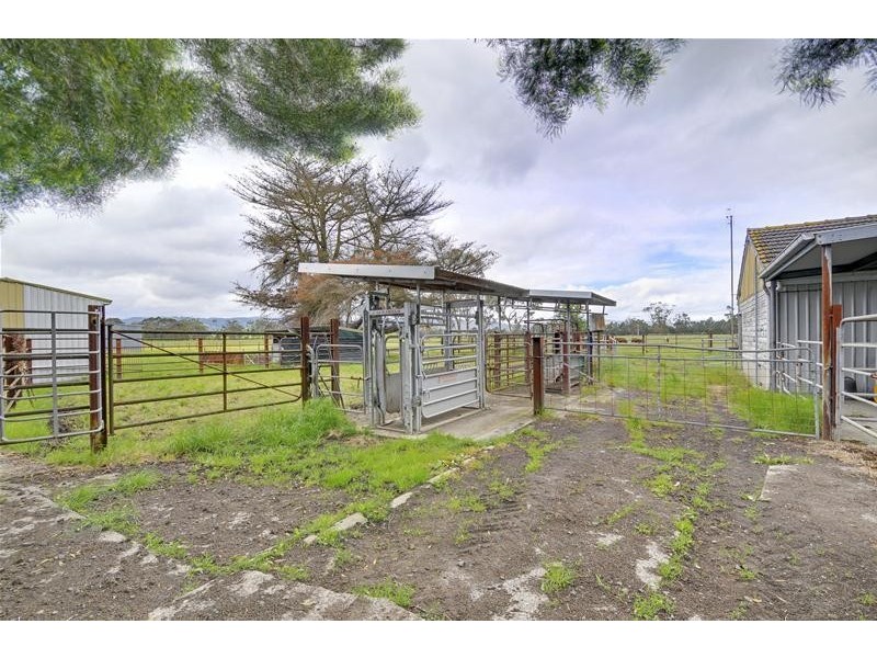 150 Hazelwood Estate Road, Yinnar VIC 3869