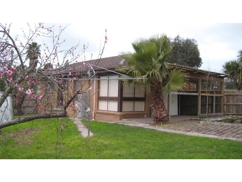 17 Mimosa Crescent, Churchill VIC 3842