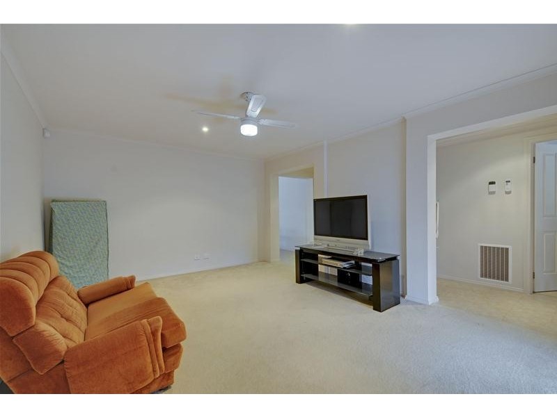 15 Wellington Drive, Traralgon VIC 3844