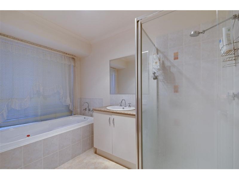 15 Wellington Drive, Traralgon VIC 3844