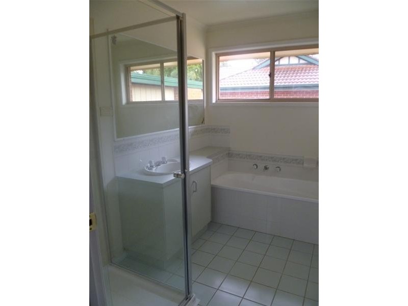 1/71 Swallow Grove, Traralgon VIC 3844