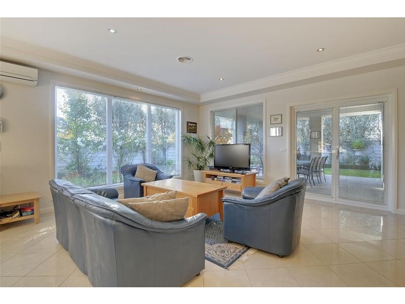 32 Kassandra Drive, Traralgon VIC 3844