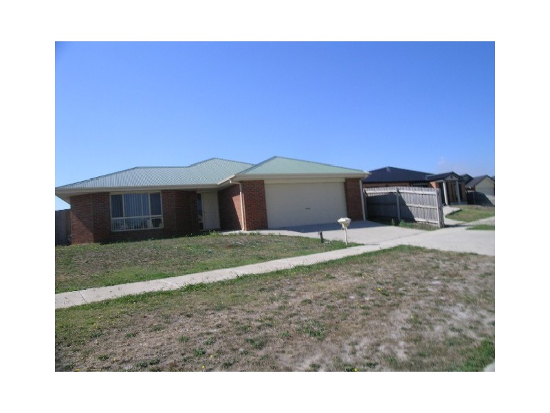 20 Connaught Way, Traralgon VIC 3844