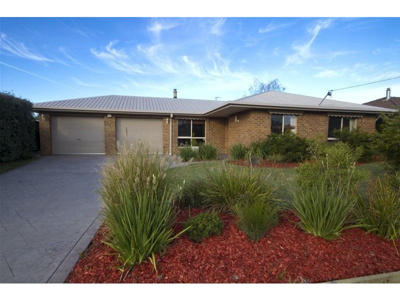 6 Rhodes Court, Glengarry VIC 3854