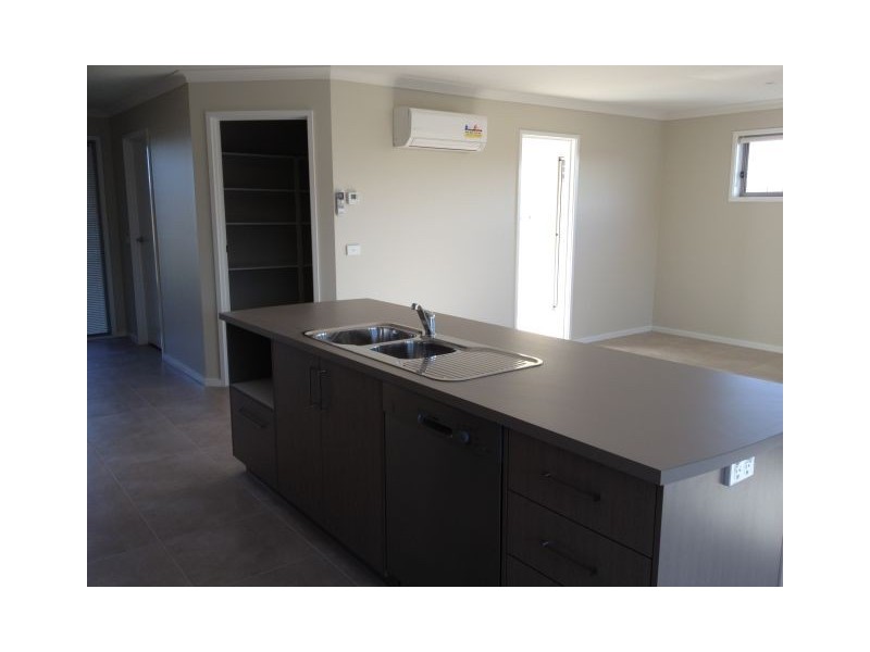 91 Hammersmith Circuit, Traralgon VIC 3844