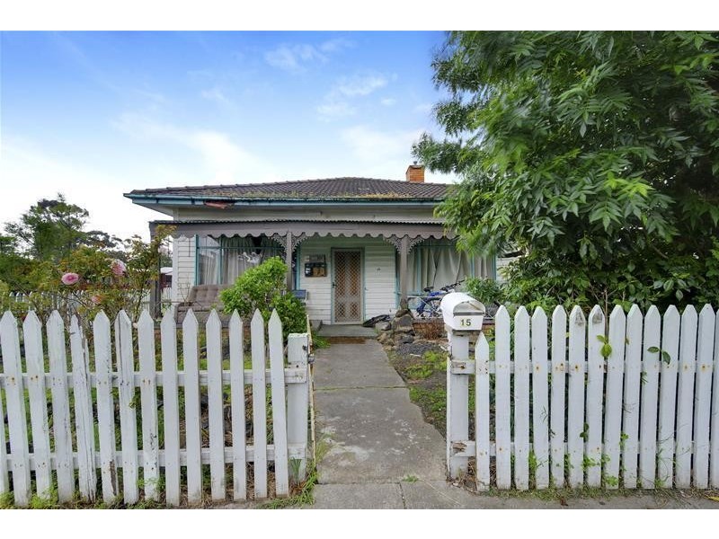 15 Dunbar Road, Traralgon VIC 3844