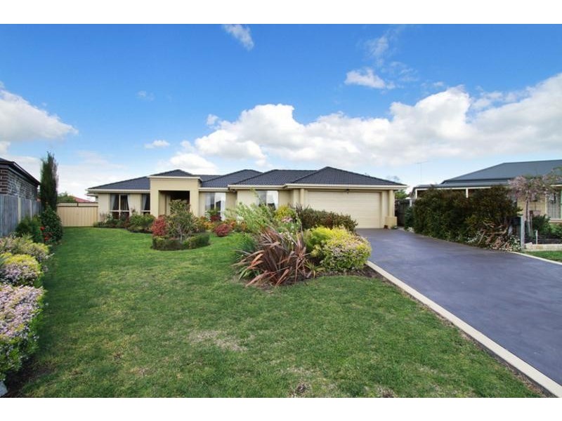 4 Dampier Close, Traralgon VIC 3844