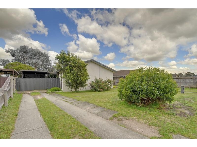 60 Maple Crescent, Churchill VIC 3842