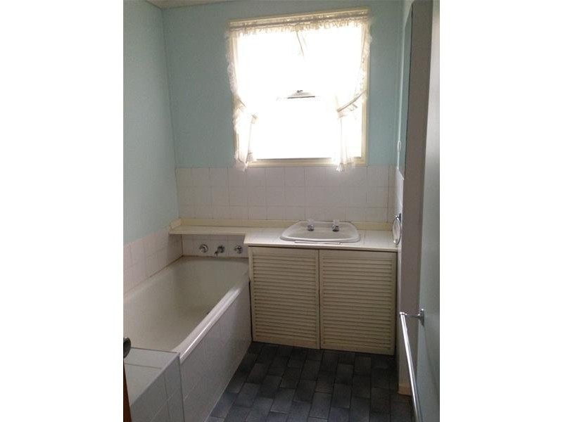 60 Maple Crescent, Churchill VIC 3842