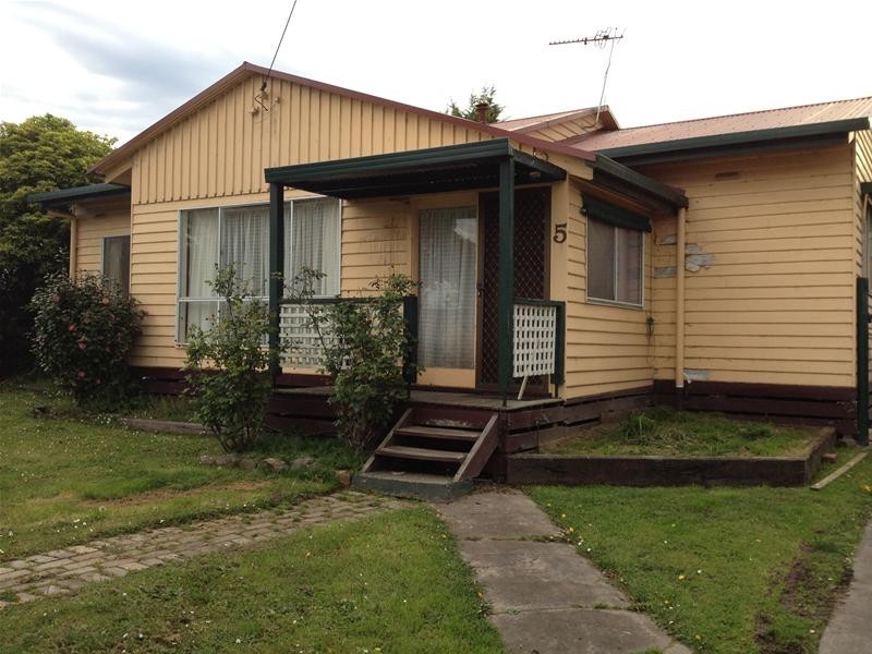 5 Gilwell Avenue, Traralgon VIC 3844