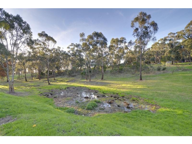 75 Glanville Crescent, Hazelwood North VIC 3840