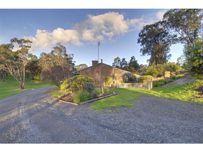 75 Glanville Crescent, Hazelwood North VIC 3840