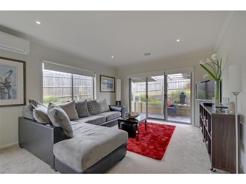 7 Lawn Avenue, Traralgon VIC 3844