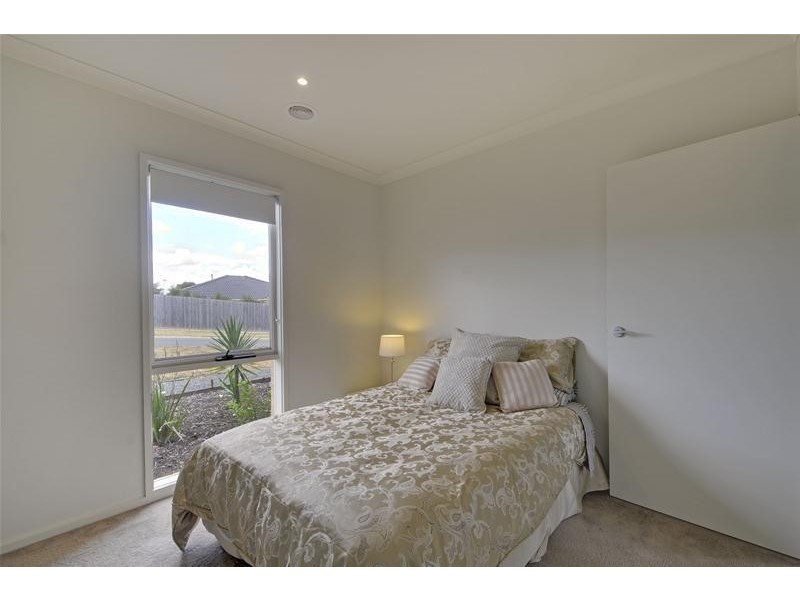 7 Lawn Avenue, Traralgon VIC 3844