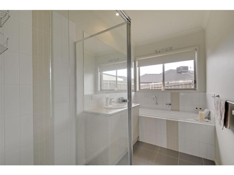 7 Lawn Avenue, Traralgon VIC 3844