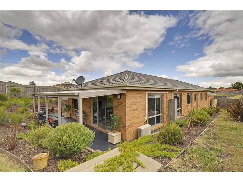 7 Lawn Avenue, Traralgon VIC 3844