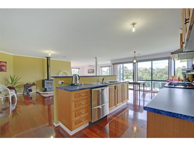 10 Hilsley Court, Toongabbie VIC 3856