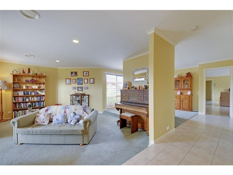 10 Oxley Court, Traralgon VIC 3844