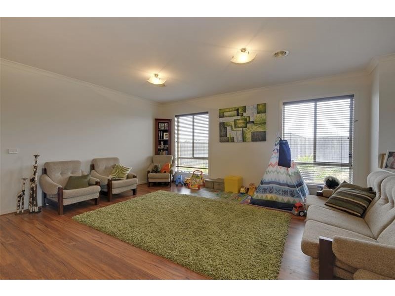 4 Kangaroo Grass Rise, Traralgon VIC 3844